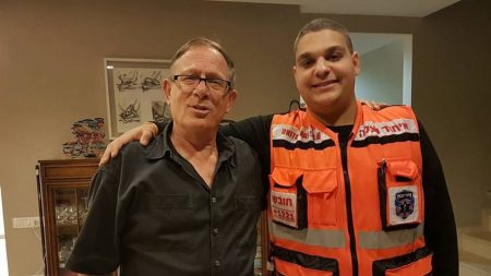 מאור נחום איחוד הצלה