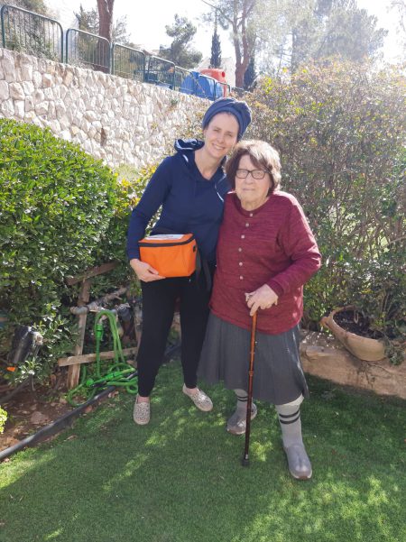 הכר את המתנדב אלישבע מאיר
