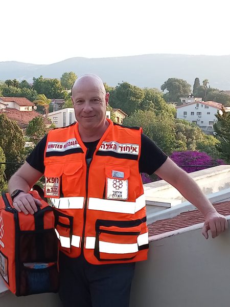 הכירו את המתנדב: הרופא ד"ר גיל הירשהורן