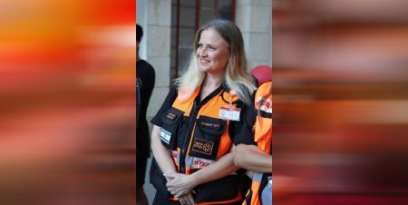 הכירו את המתנדבת: ויקי תפארת