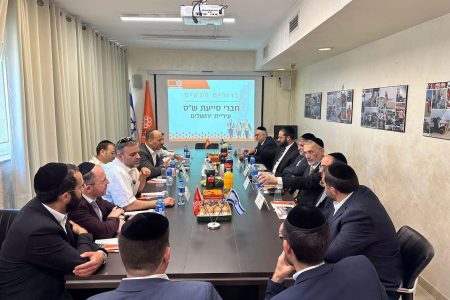 חברי סיעת ש"ס בירושלים בסיור מיוחד באיחוד הצלה