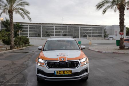 רכב חירום פיקודי SUV המותאם לשטח